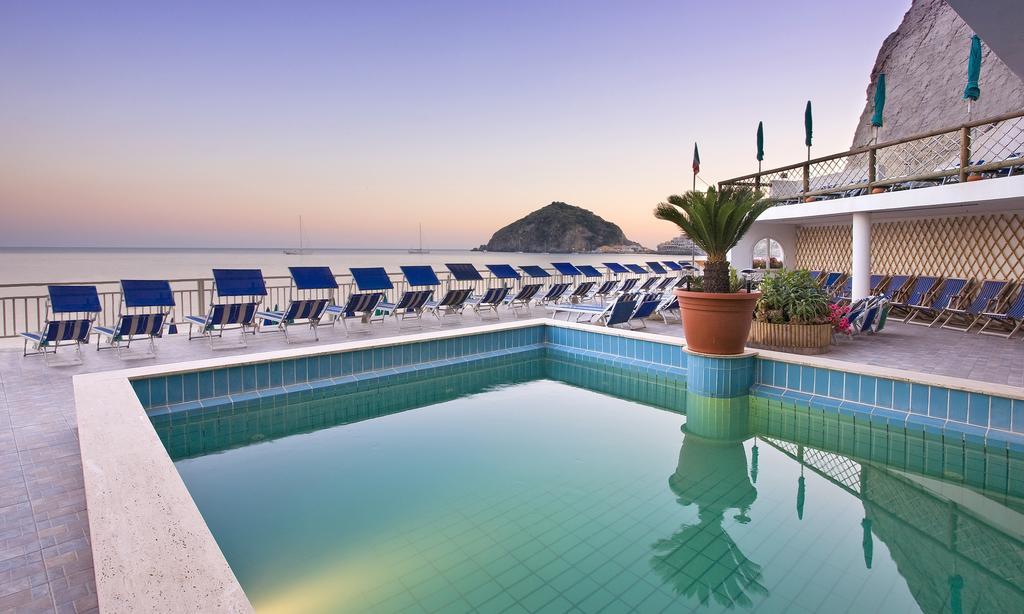 Hotel Vittorio Beach Resort Barano d'Ischia Exterior photo
